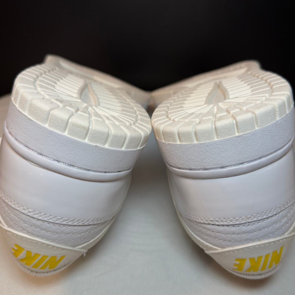 Nike Women’s Dunk Low “Valentine’s Day 2024” FQ7056-100 | 9.5W - Picture 12 of 12